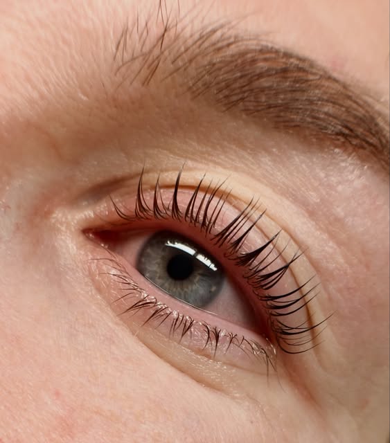 Lashlifting aus dem Instagram-Kanal von ST Cosmetics
